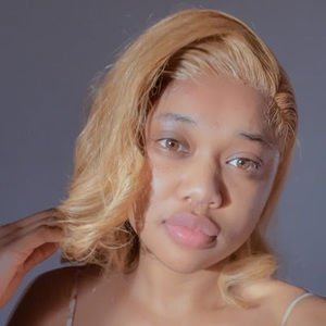 Meet your Posher, Ines